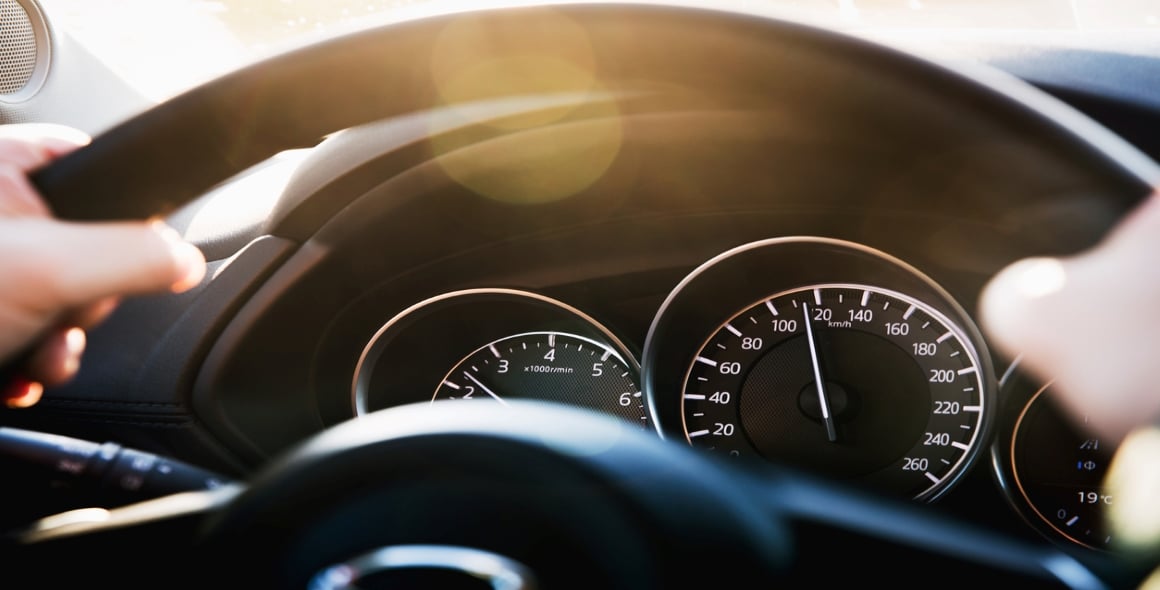 car-speedometer-idling